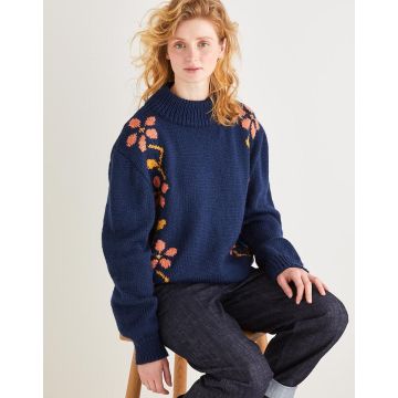 Sirdar Country Classic Worsted Womens Floral Intarsia Sweater 10160 