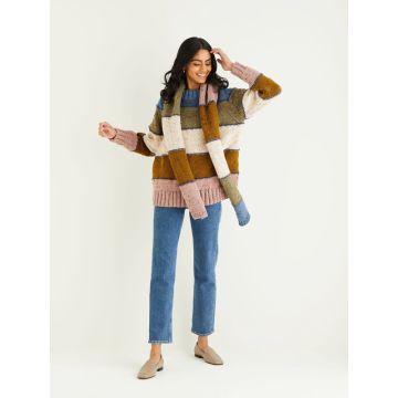 Hayfield Bonus Chunky Tweed Ladies Sweater and Scarf Pattern 10339 81cm-137cm