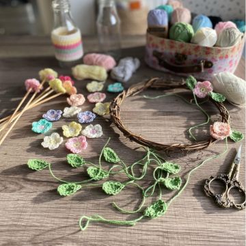 Pretty Summer Flowers Yarn Kit (10 balls) by @sweetpeafamilycrochet