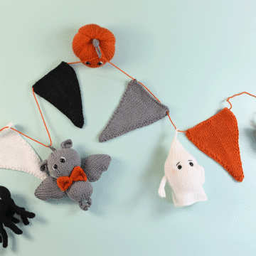 Halloween Bunting Pattern in WoolBox Imagine Classic DK by Amanda Berry