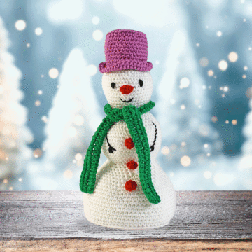 Snowman Doorstop Crochet Pattern in WoolBox Imagine Classic Anti-Pilling DK by Zoe Potrac
